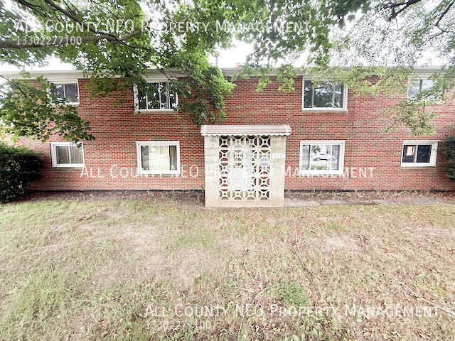Primary Photo - 1737 Portage Trail