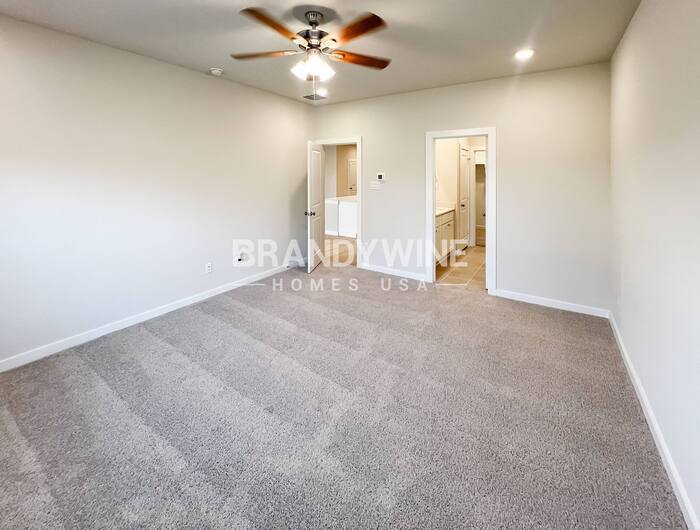 Building Photo - 341 Fire Rock Dr