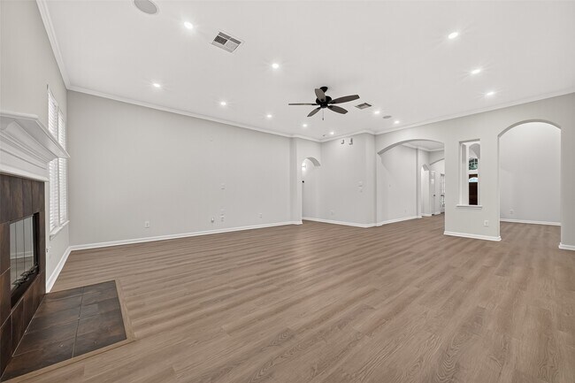 Building Photo - 5607 Granite Falls Ln
