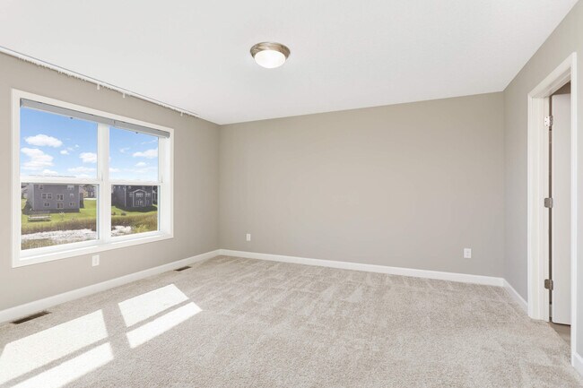 Building Photo - 17545 57th St NE