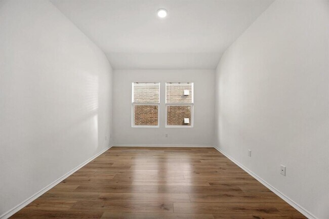 Building Photo - 113 Golden Grove Pkwy