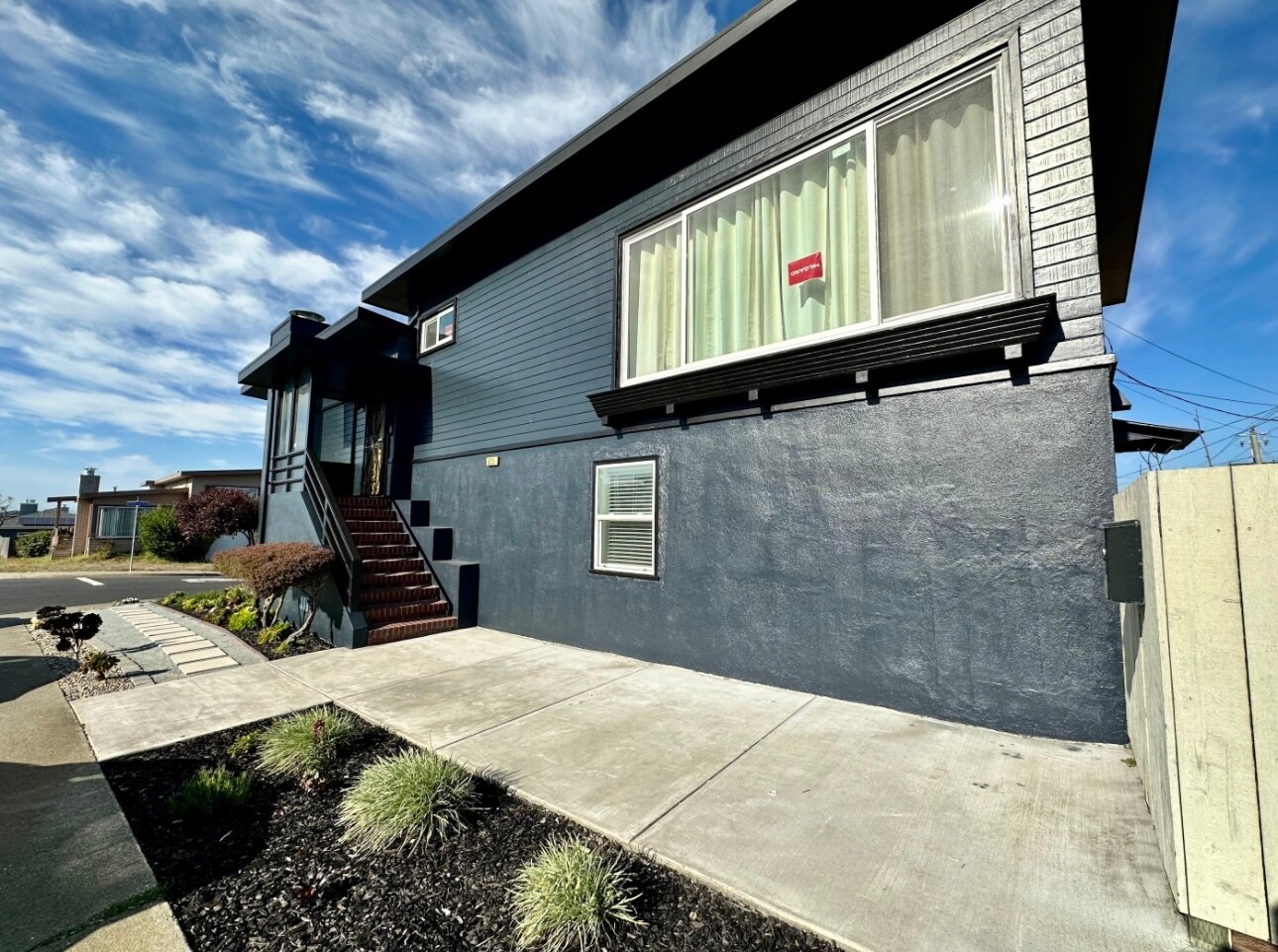 Building Photo - 925 Southgate Ave