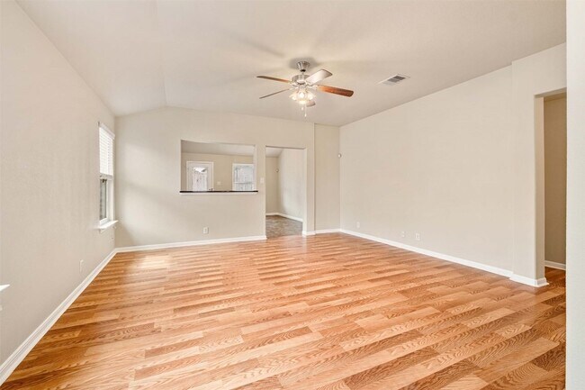 Building Photo - 219 Frio River Trail