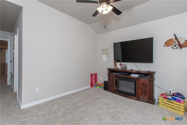 Building Photo - 1756 Meadow Crest