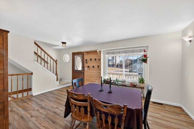 Building Photo - Available Immediately! Beautiful home in the Fairfax and Briargate neighborhood!