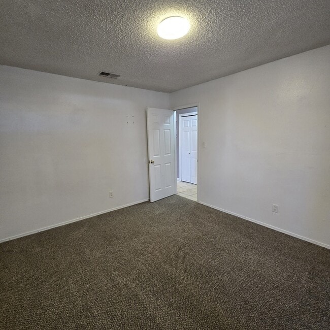 Building Photo - 7304 Grange Ave NW