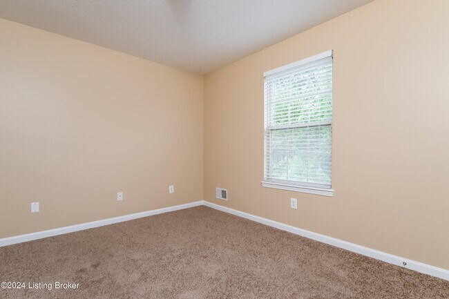 Building Photo - 4405 MacKenzie Pl