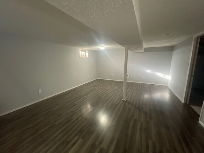 Building Photo - 2401 Brockman St