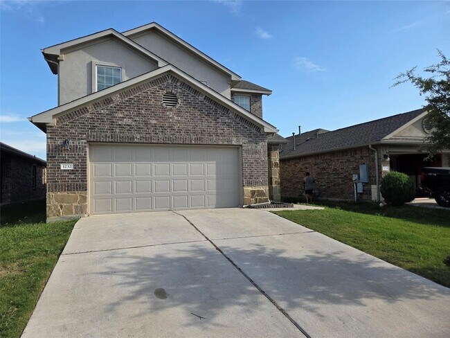Primary Photo - 1232 Fairhaven Gtwy