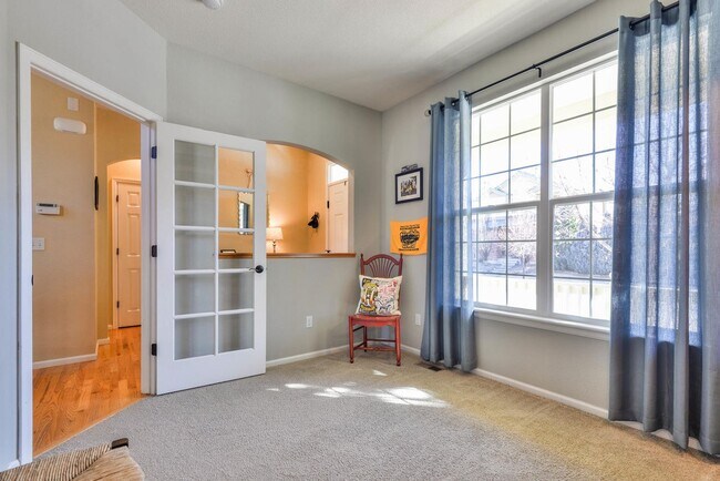 Building Photo - 2 Bedroom 2 Bath home in Observatory Village