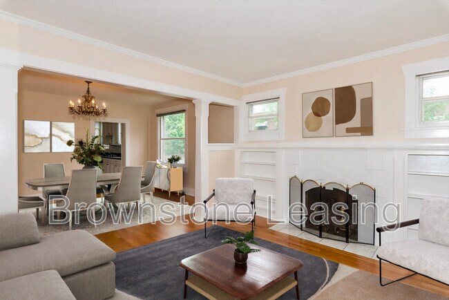 Building Photo - 867 N Ogden St