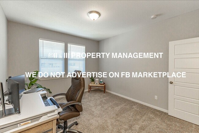 Building Photo - 12566 S Canyon Dr