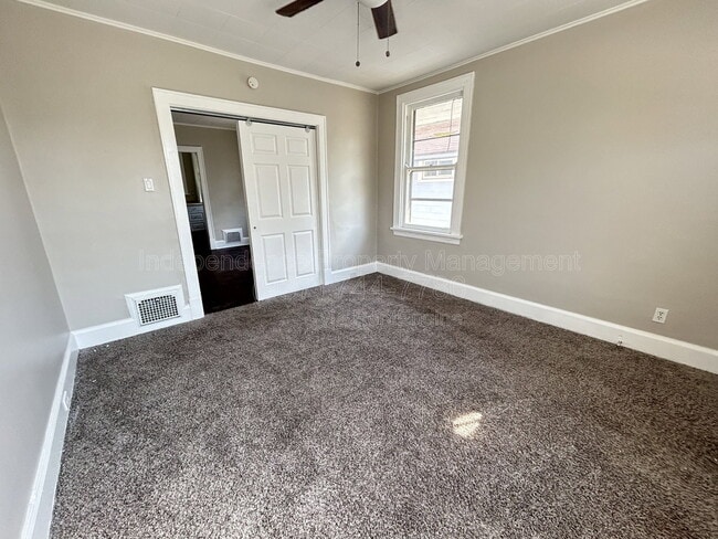 Building Photo - 5563 Bosworth Pl