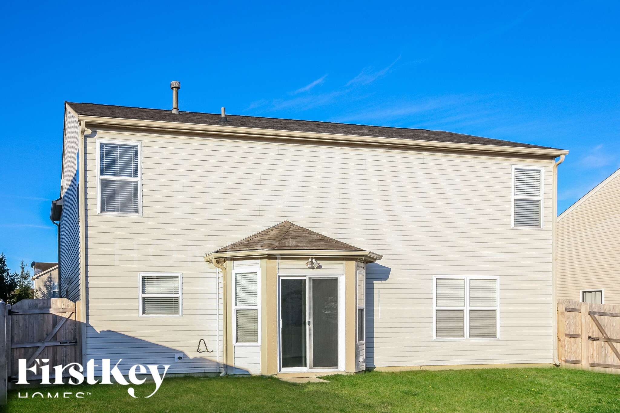 Building Photo - 14982 Deer Trail Dr