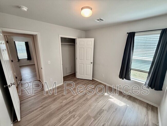 Building Photo - 11009 NW 100th St