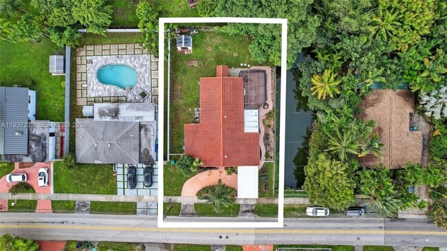 Building Photo - 2500 NE 209th Terrace