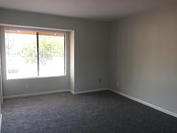 Building Photo - 980 Lupine Hills Drive #84
