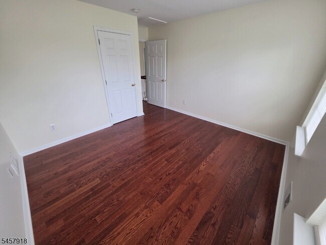 Building Photo - 36 Wexford Way