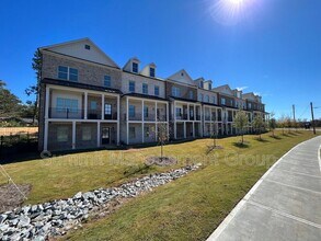 Building Photo - 859 Duck Walk Wy