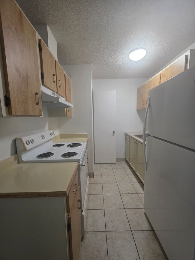 Building Photo - 2 Bedroom 2 Bath Apartment Home *** Limited time special***