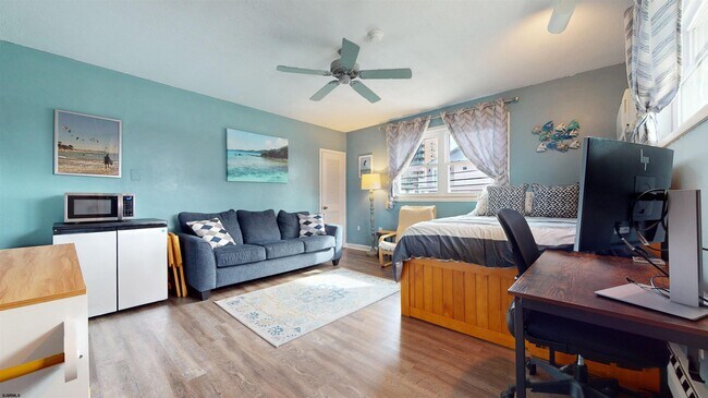 Building Photo - 9507 Pacific Ave