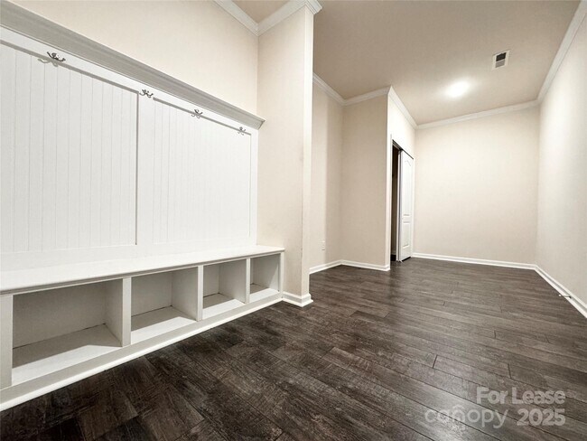 Building Photo - 10428 Honeyfur Ct