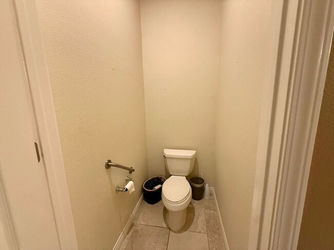 Building Photo - Home in the desirable Del Webb Community