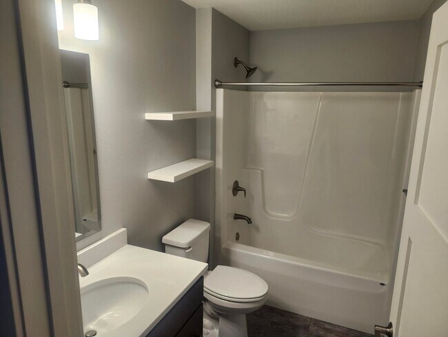 Building Photo - 1581 Keanan Ln