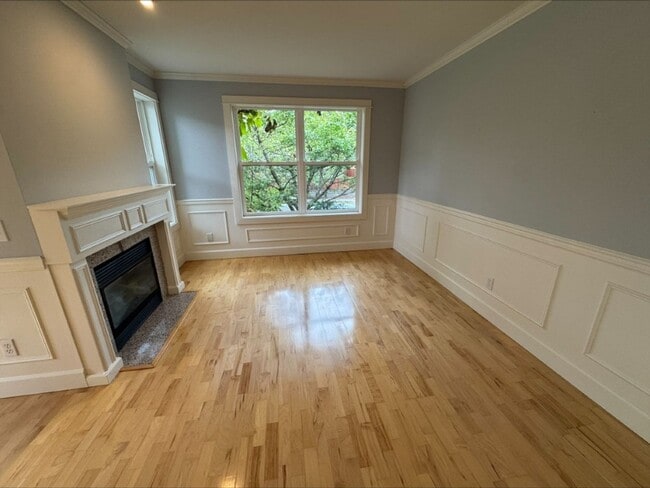 Building Photo - 1413 NW 60th St