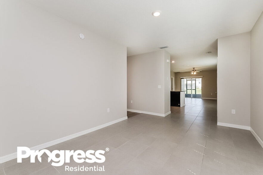 Building Photo - 3086 Suncoast Blend Dr