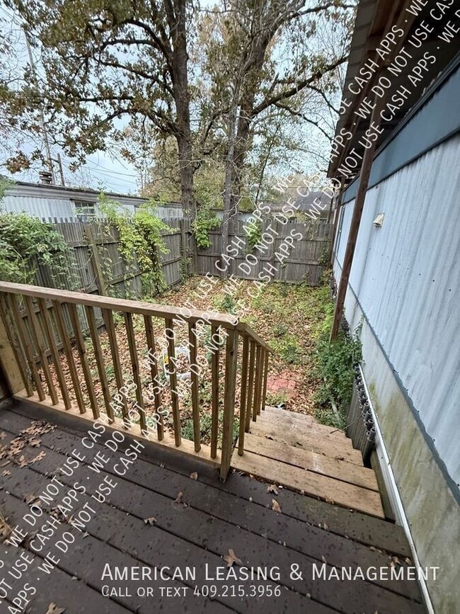 Building Photo - 2909 S Chestnut St