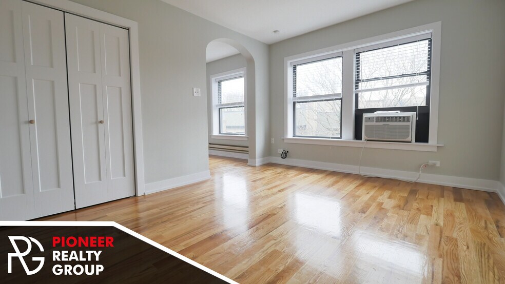 Building Photo - 506 W Arlington Pl