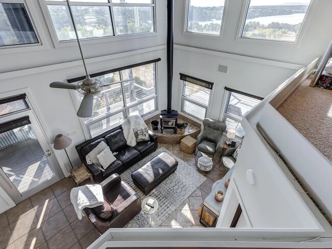 Building Photo - 46 Bonita Vista Dr