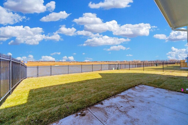 Building Photo - *Beautiful New Duplexes in Goddard School ...