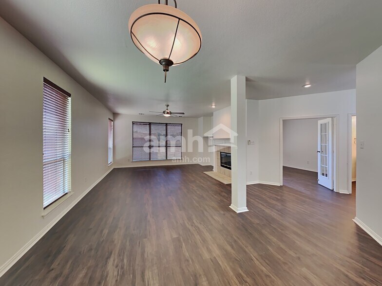 Building Photo - 5436 Pecan Creek Cir