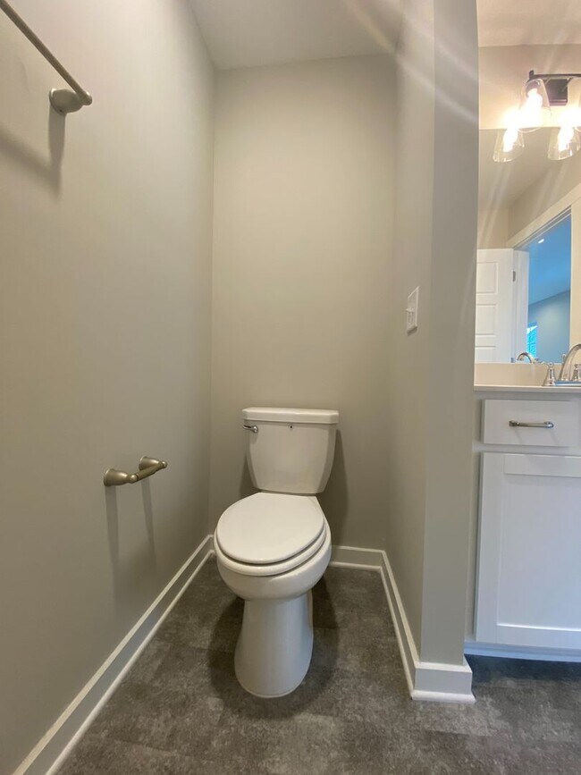 Building Photo - Home for Rent in Calera, AL!!! Available t...