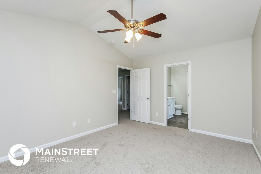 Building Photo - 807 Swearngan Ridge Ct
