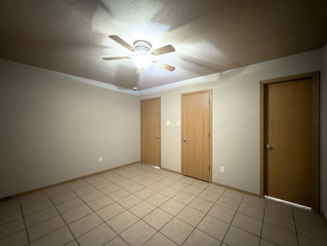 Building Photo - 908 N.46th Street-