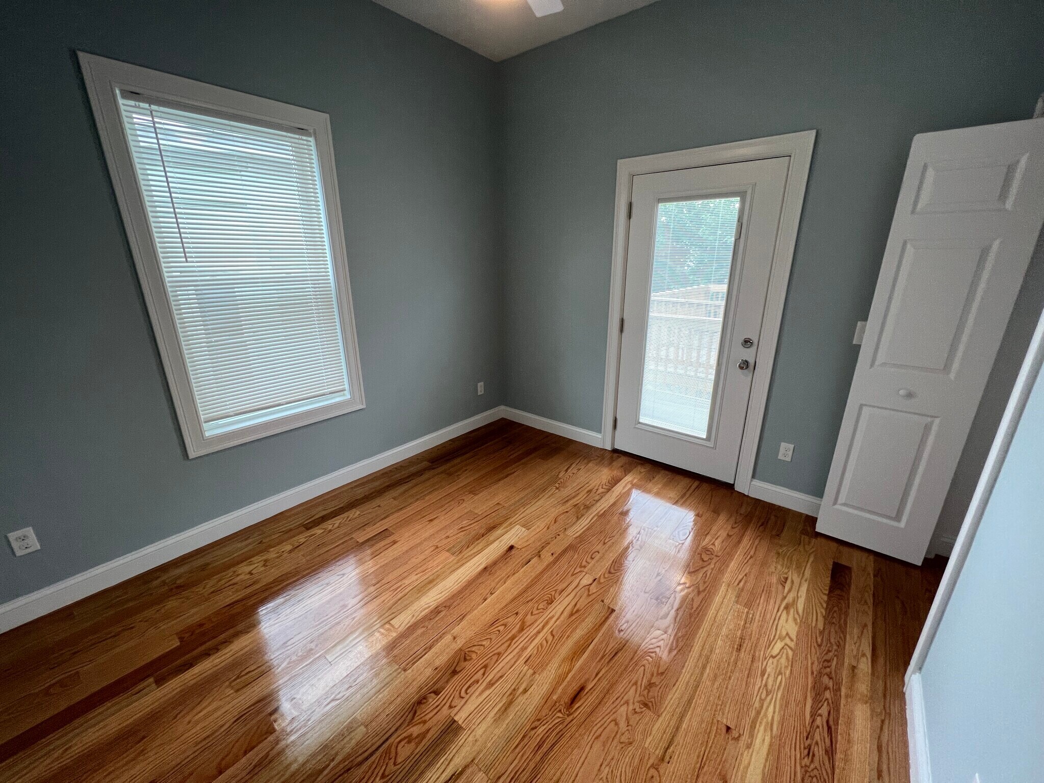 Building Photo - 130 Cross St