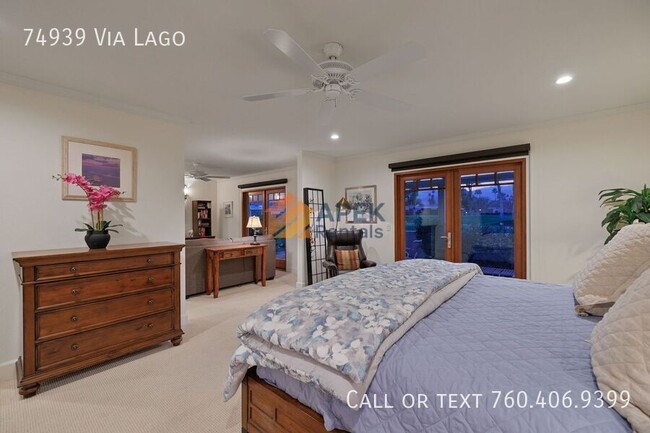 Building Photo - 74939 Vía Lago