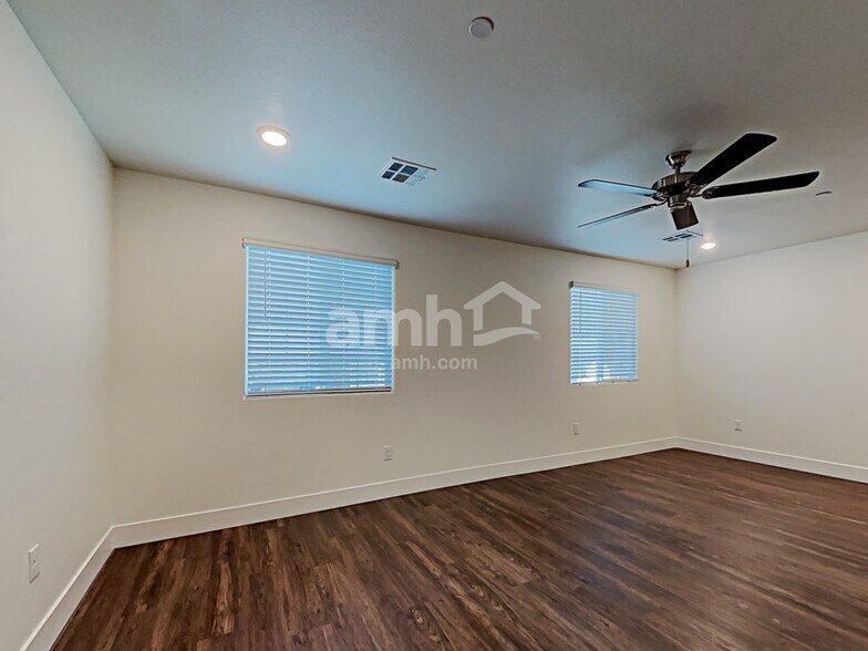 Building Photo - 83 Robb Canyon Ln