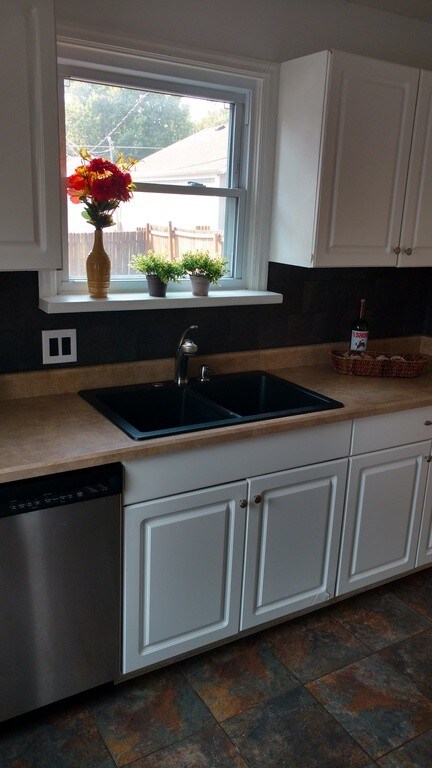 Building Photo - 2317 S Downing St