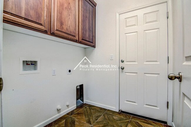 Building Photo - Beautiful 3bd/2ba Rancho Cordova Home-Must See!