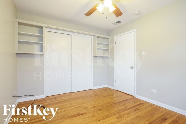 Building Photo - 5458 Franklin Ave