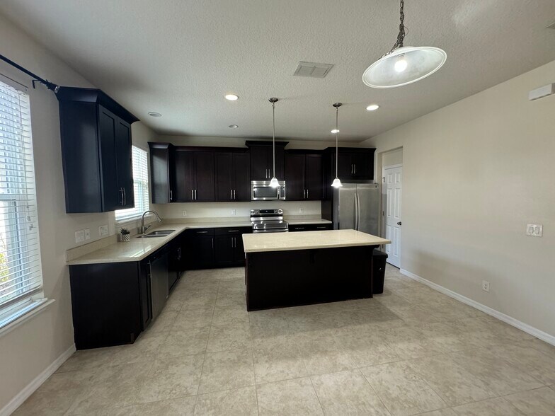 Building Photo - 8428 Iron Mountain Trl