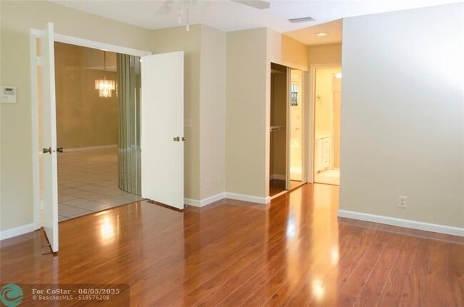 Building Photo - 8638 Eagle Run Dr