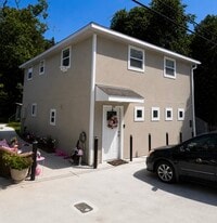 Building Photo - 602 Miles Dr