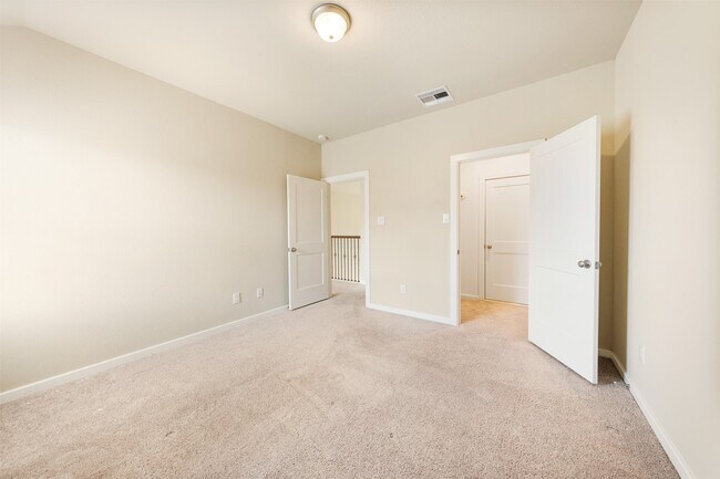 Building Photo - 8714 Windsong Trail Dr