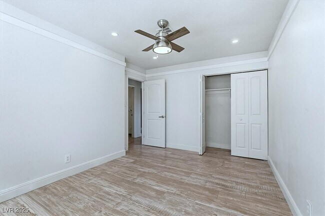 Building Photo - 6353 Whippoorwill Way
