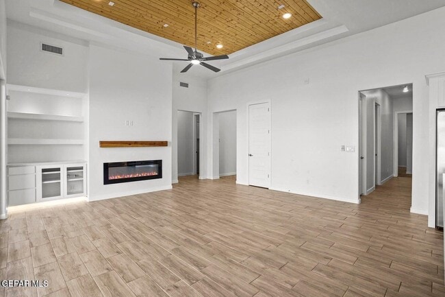 Building Photo - 717 Chatham Pl